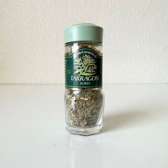 Vintage McCormick Spice Jars Green Lid TARRAGON LEAVES Kitchen Decor Staging - Picture 1 of 7